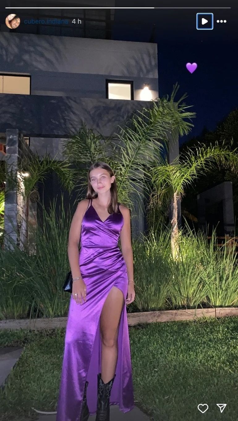 Indiana Cubero mostró su look de gala para salir por la noche. Indiana Cubero mostró su look de gala para salir por la noche.