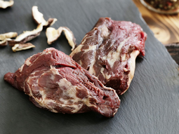 Carne de jabalí, una de las nuevas opciones del menú. Foto: Expoagro
