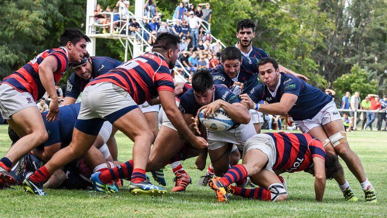 El Azul mostró coraje y casi se lo empata al campeón Los Tordos