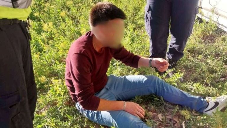 Impactante: el video del conductor borracho que casi provoca una tragedia en la Ruta 151y terminó en un canal