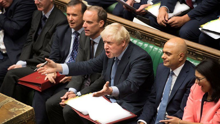 El Parlamento frena el Brexit y la gente pide otro referéndum