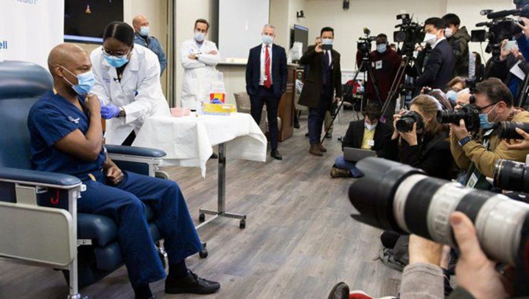 Estados Unidos reportó 250.000 casos en un día, un récord mundial