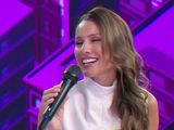Pampita preguntó sobre tarot y amarres de parejas: risas y curiosidades en Los 8 Escalones