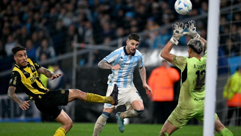 El cabezazo de Franco Pardo que le dio el triunfo a Racing en el final.