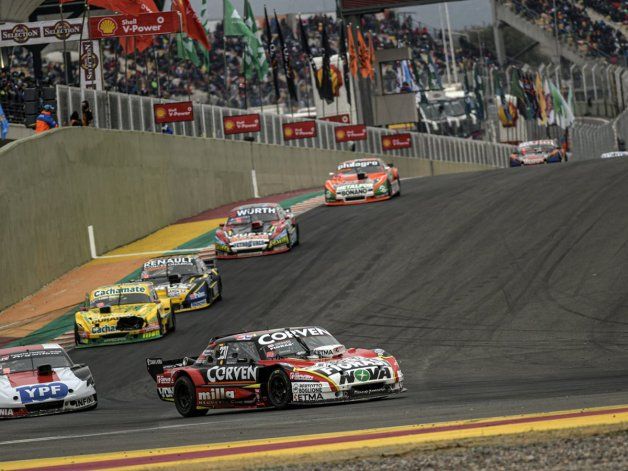 Manu Urcera es el último piloto que ganó en San Juan cuando el Turismo Carretera corrió a principios de agosto.