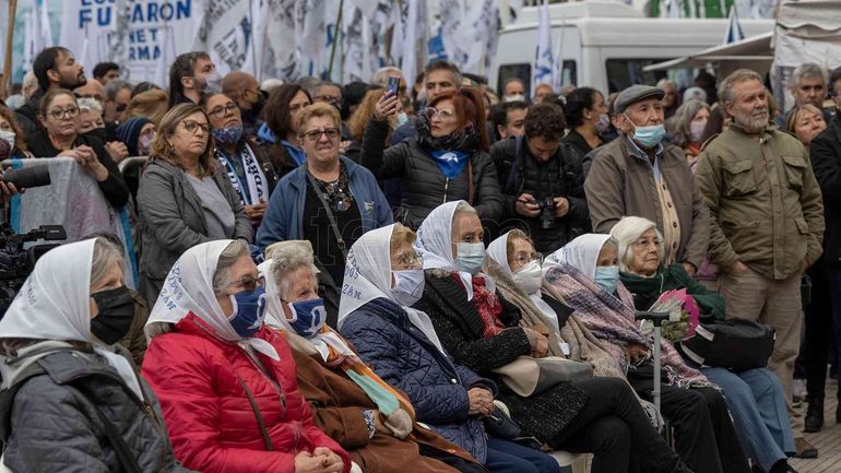 Madres de Plaza de Mayo cumplieron 45 años: actos y mensajes en las redes sociales