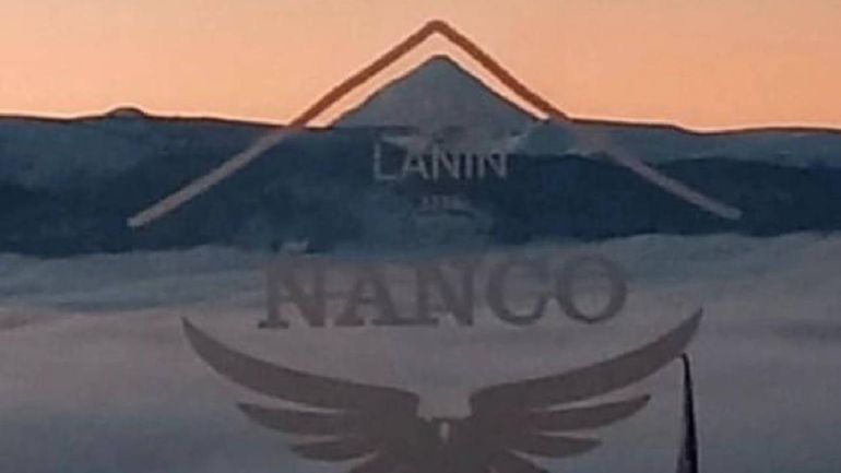 Desde el restó del parque C4 se puede ver el volcán Lanín. Desde el restó del parque C4 se puede ver el volcán Lanín.