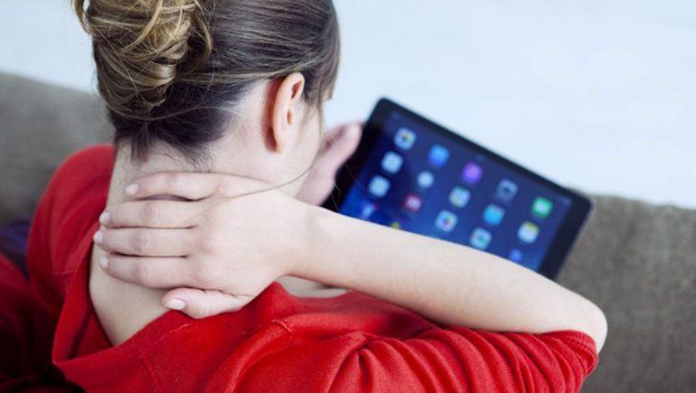 Pantallas: dolores en las manos y en las cervicales