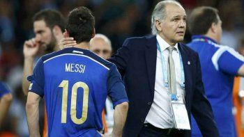 Sabella, como un padre para sus jugadores en aquel recordado Mundial 2014. Sabella, como un padre para sus jugadores en aquel recordado Mundial 2014.