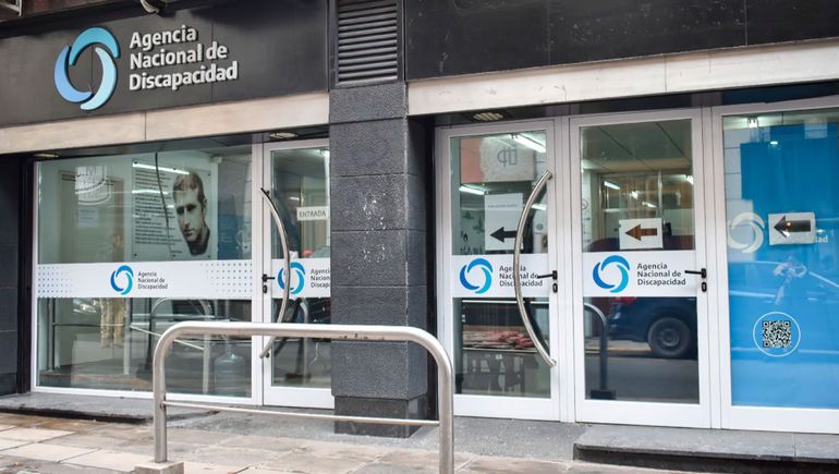 El fallo de la Justicia de Catamarca ordenó también que la Agencia Nacional de Discapacidad (ANDIS)  se abstenga de realizar nuevas suspensiones, tras ponderar y el riesgo inminente para la subsistencia de los beneficiarios.