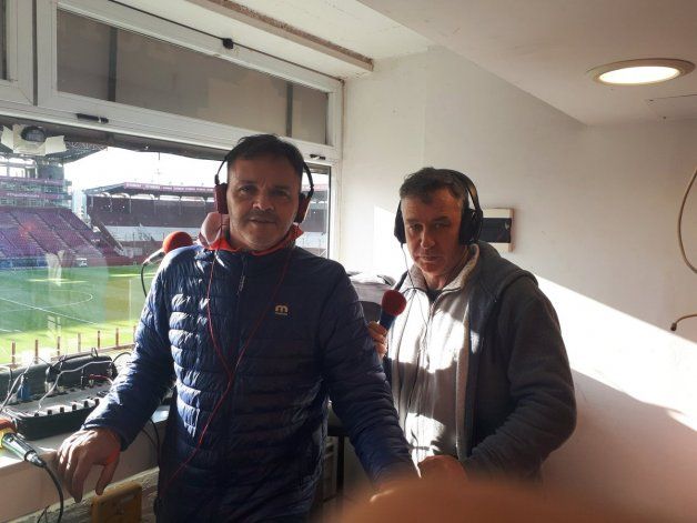 Conmoción futbolera: murió reconocido periodista deportivo mientras jugaba un partido