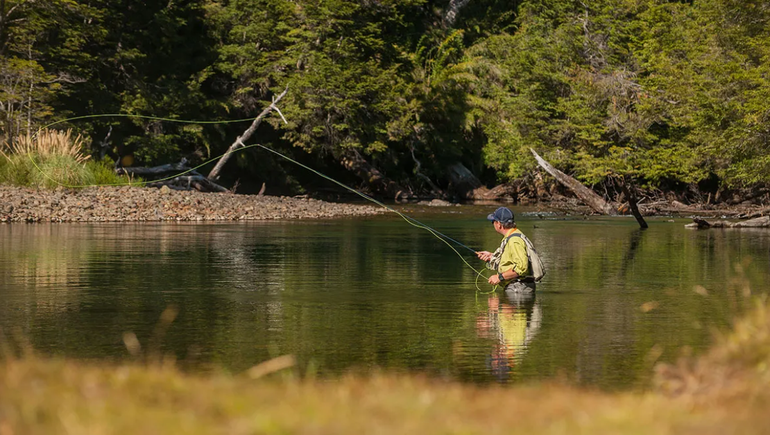 Nuevos prestadores turísticos en pesca deportiva y rafting