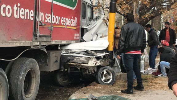 Nada impide el tránsito de camiones en el centro