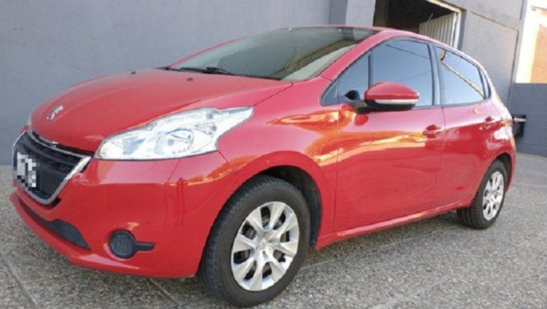 Se fueron de viaje, les desvalijaron la casa y huyeron en su auto