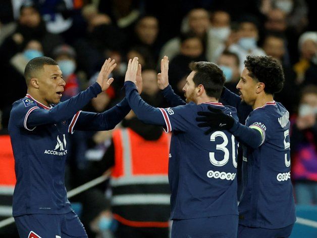 Mirá las lujosas asistencias de Messi a Mbappé y los memes