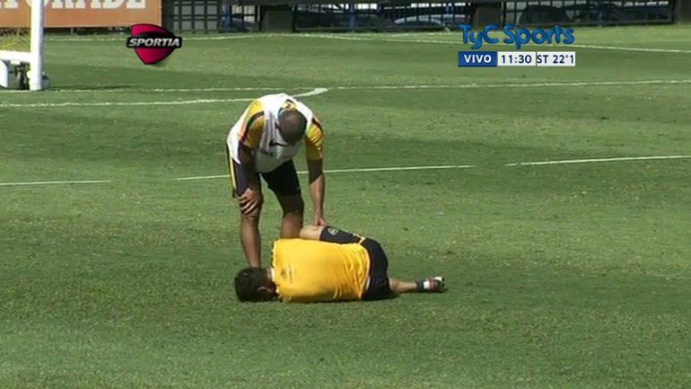 Osvaldo se lesionó y abandonó el entrenamiento de Boca