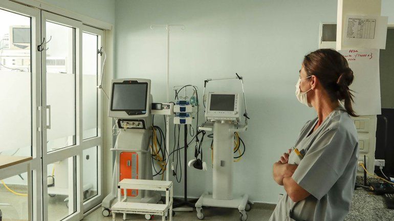 Cipolletti: Camas de terapia intensiva están ocupadas al 100%