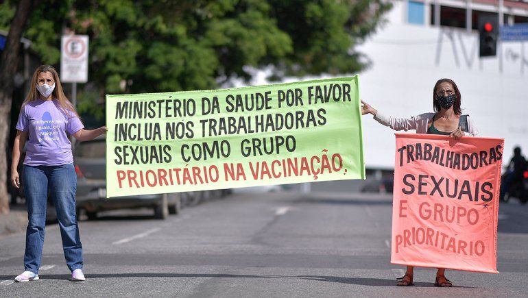 Prostitutas están de paro porque no las vacunan