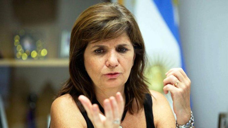 La ministra de Seguridad dice que el Presidente corre muchos riesgos.