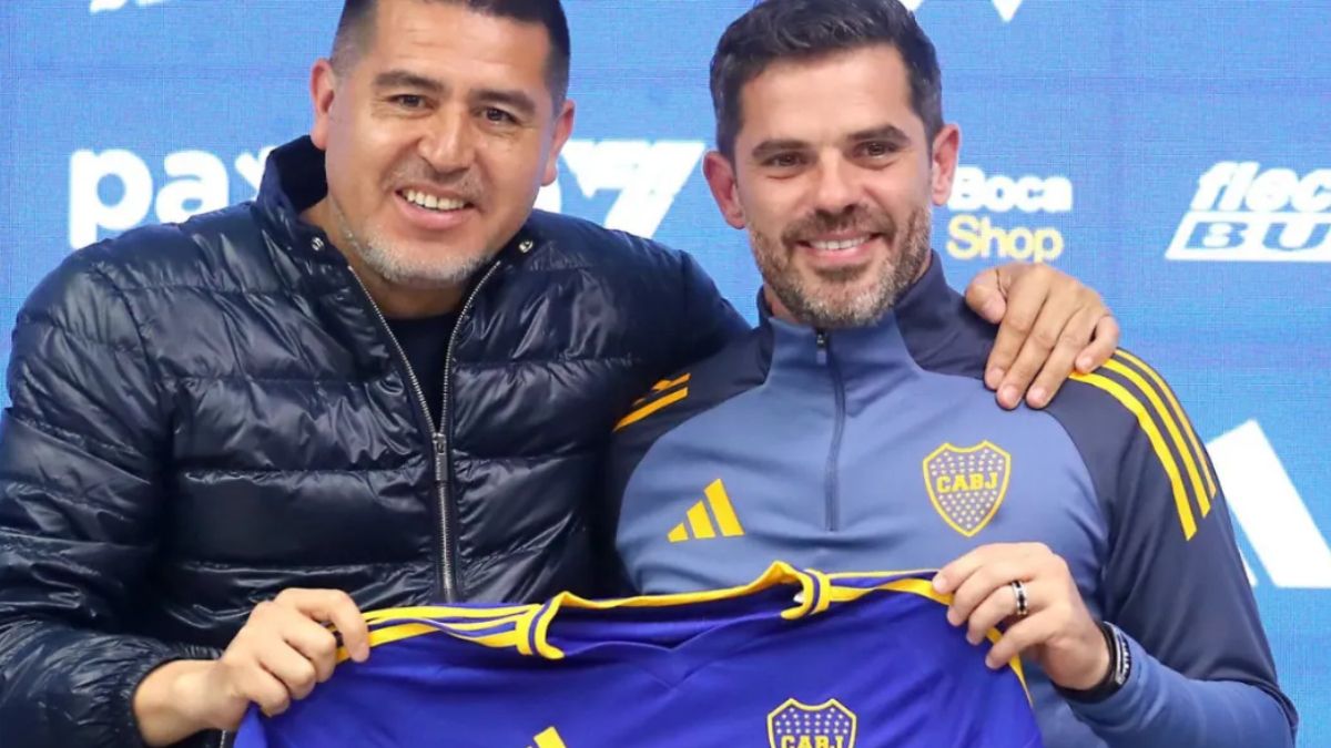 El primer pedido fuerte de Gago a Riquelme