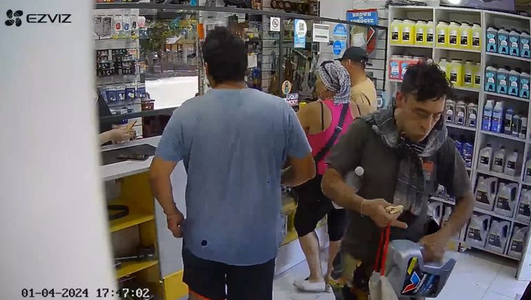 Robó en un comercio de San Martín de los Andes y quedó escrachado en cámara