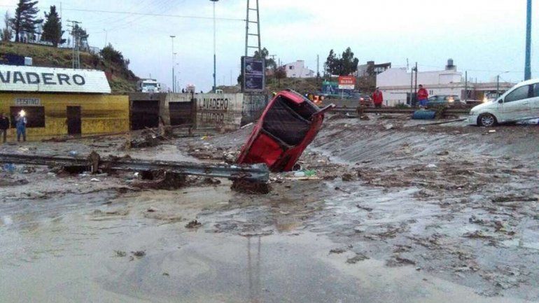 Continúa la colecta solidaria para los damnificados en Comodoro Rivadavia