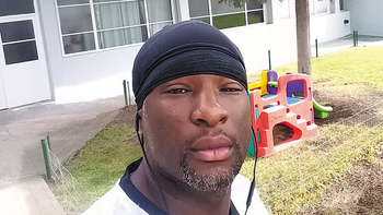 el yanqui que jugo en la zona e hizo fila por las 45 lucas cuenta su drama el yanqui que jugo en la zona e hizo fila por las 45 lucas cuenta su drama