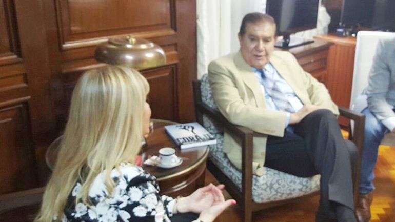 El legislador neuquino junto a la senadora entrante de Tierra del Fuego.