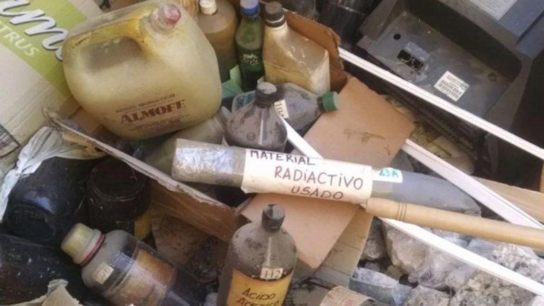 La denuncia la hizo un vecino y los desechos fueron retirados para su análisis. Sospechan de un laboratorio.