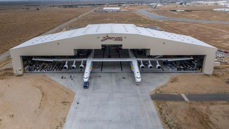 El avión de Stratolaunch rompió un récord. El avión de Stratolaunch rompió un récord.