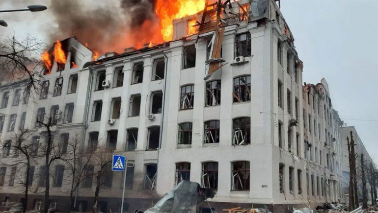 Tropas rusas aterrizaron en Járkov, la segunda ciudad de Ucrania 