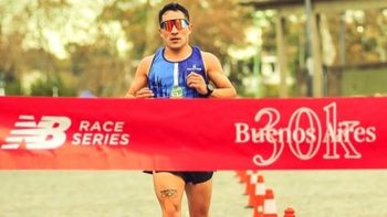Joaquín Arbe, de Esquel, ganó los 30k New Balance. Joaquín Arbe, de Esquel, ganó los 30k New Balance.