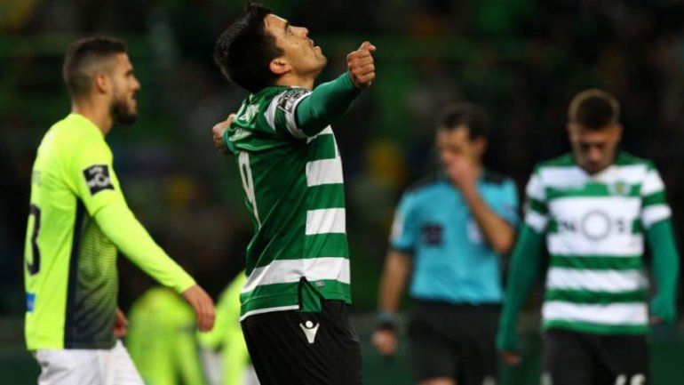 El neuquino empezó en el banco y metió un gol luego de su ingreso.