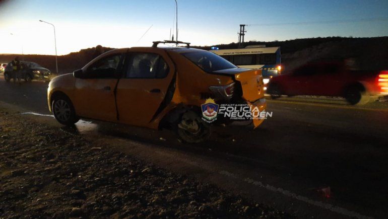 El choque entre un auto y un taxi tuvo lugar en el rulo de la Autovía Norte y la Ruta 7.