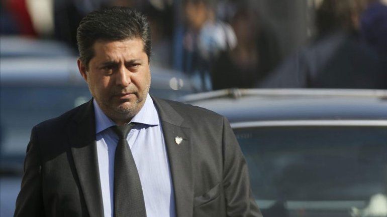 Angelici: Los partidos hay que jugarlos y ganarlos dentro de la cancha