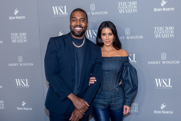 Kim Kardashian defiende a su esposo de las cr&iacute;ticas.