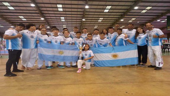 La selección de Kenpo se volvió con el 4° lugar del mundial