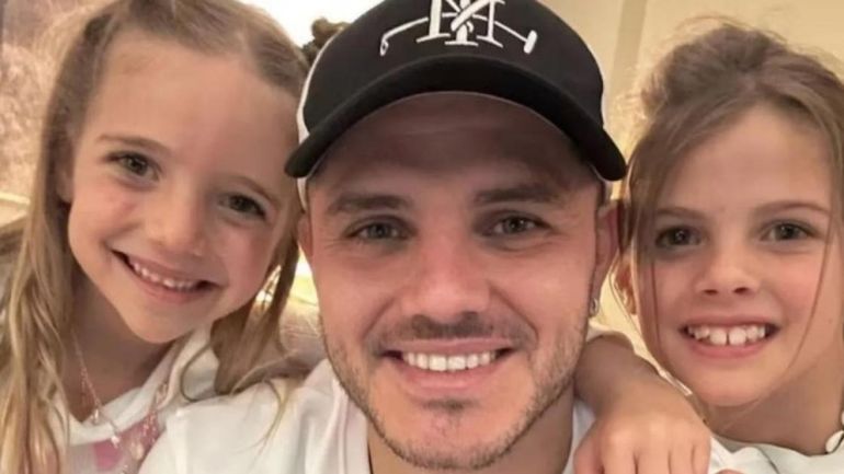 Mauro Icardi y sus hijas