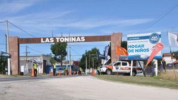 en las toninas, amenazan con desalojar a la mitad del pueblo en las toninas, amenazan con desalojar a la mitad del pueblo