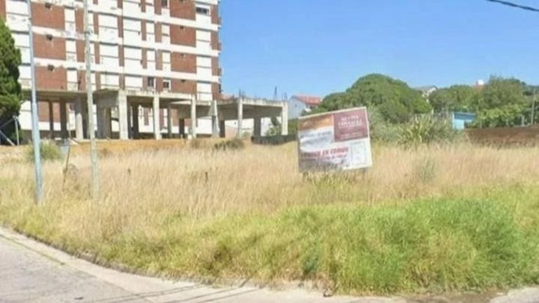 La fiscalía investiga el crimen como homicidio agravado por el vínculo y por violencia de género.