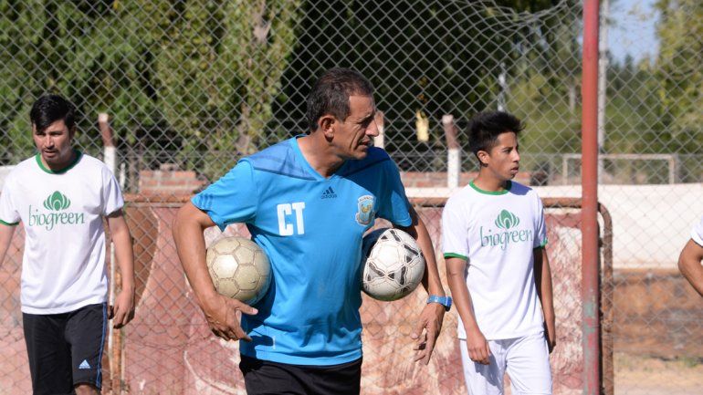 En Cutral Co definen los últimos detalles para viajar a Neuquén el fin de semana. En la capital esperan por el arribo del Gallo para el ansiado debut.&nbsp;