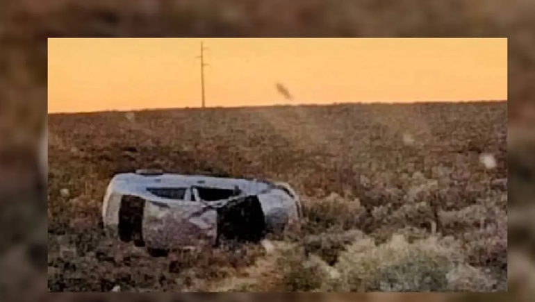 La mujer volcó su auto entre Sargento Vidal y Catriel. 