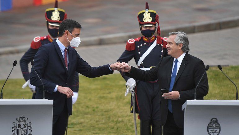 Los mexicanos salieron de los indios, el grosero error de Alberto Fernández