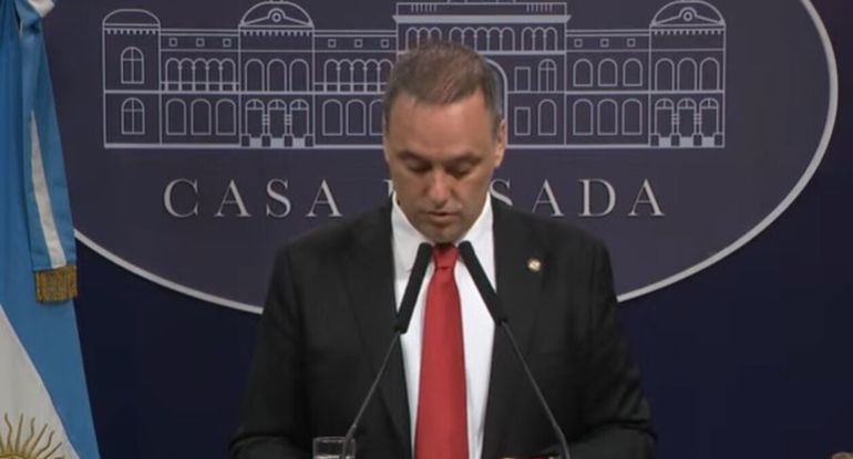 Adorni llevó a cabo una conferencia de prensa en Casa Rosada. Adorni llevó a cabo una conferencia de prensa en Casa Rosada.