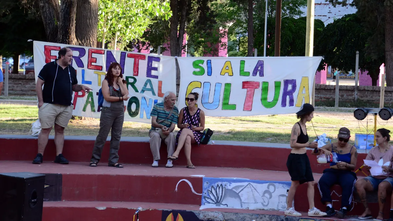 Un festival artístico en Neuquén para defender la cultura y rechazar el DNU y la Ley Ómnibus