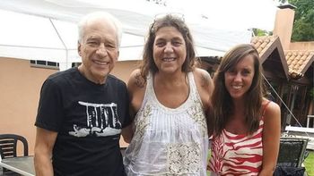 Alberto Cormillot, su hija y Estefanía Pasquini Alberto Cormillot, su hija y Estefanía Pasquini