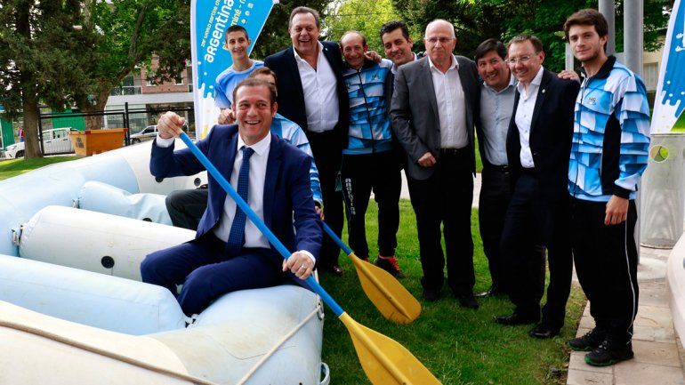 Gutiérrez presentó el premundial de rafting