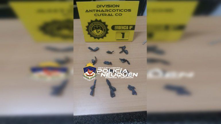 Lo atraparon cuando hacía delivery de cocaína en Plaza Huincul