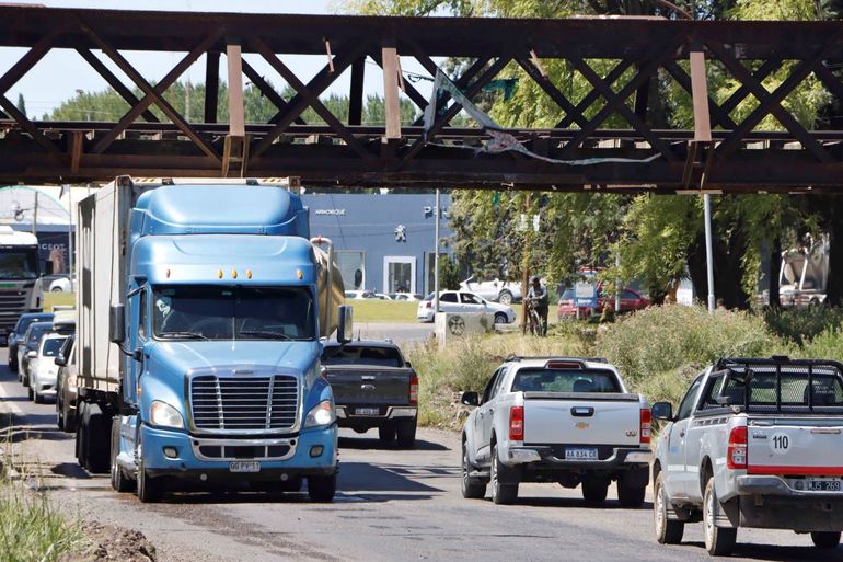 Crece la grieta con Nación por la vuelta del Tren del Valle a Cipolletti