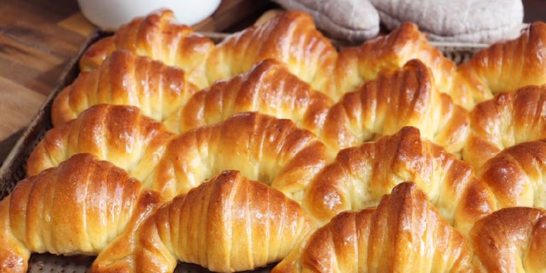 Medialunas caseras exprés: la receta ideal para animarse a hacer en casa
